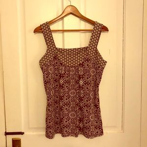 Avenue XL sleeveless top.